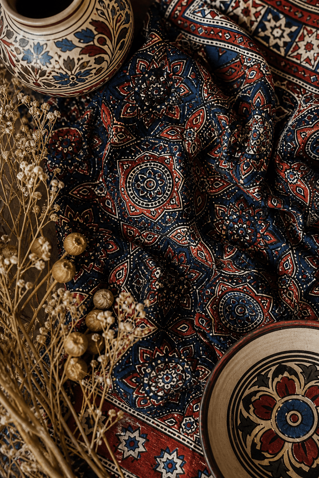 Indus Ajrak Odhani by Aneela & Sons — Pakistani dupatta in silk with ajrak, alternate angle, sindh