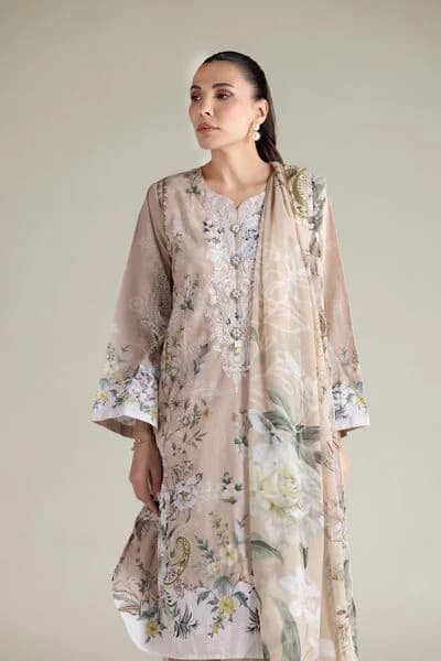 Beige Lily Lawn